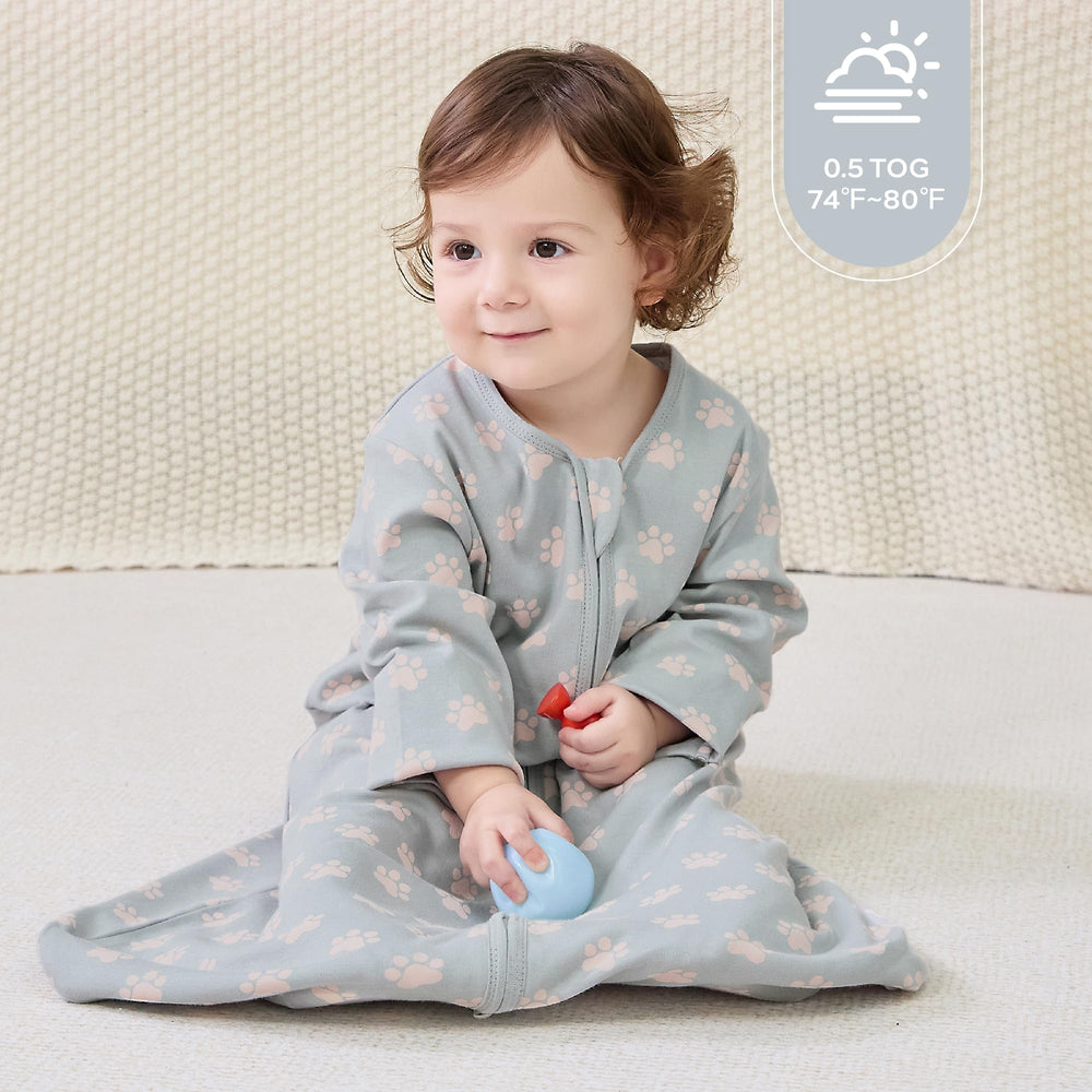 JELLYMONI sleep sack with two-way zipper for easy diaper changes.