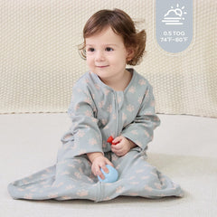 JELLYMONI sleep sack with two-way zipper for easy diaper changes.
