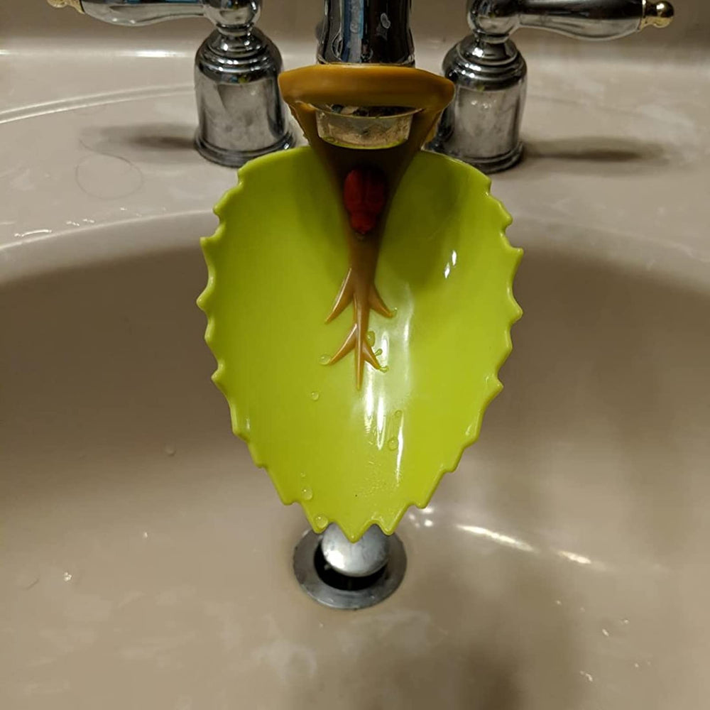 Jenbode faucet extender water-saving flow helps reduce splashing for calmer sink sessions.