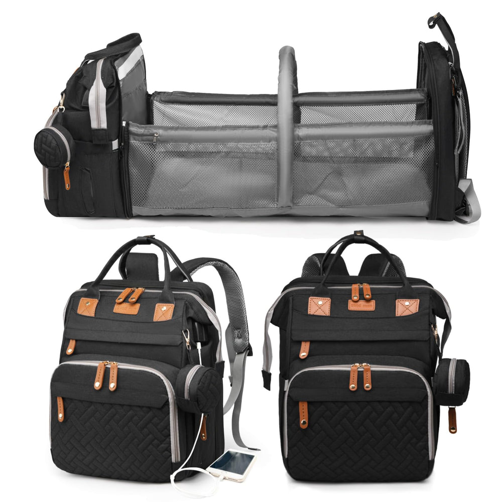 Jeryswet diaper bag folding-station view enables easy on-the-go diaper changes.
