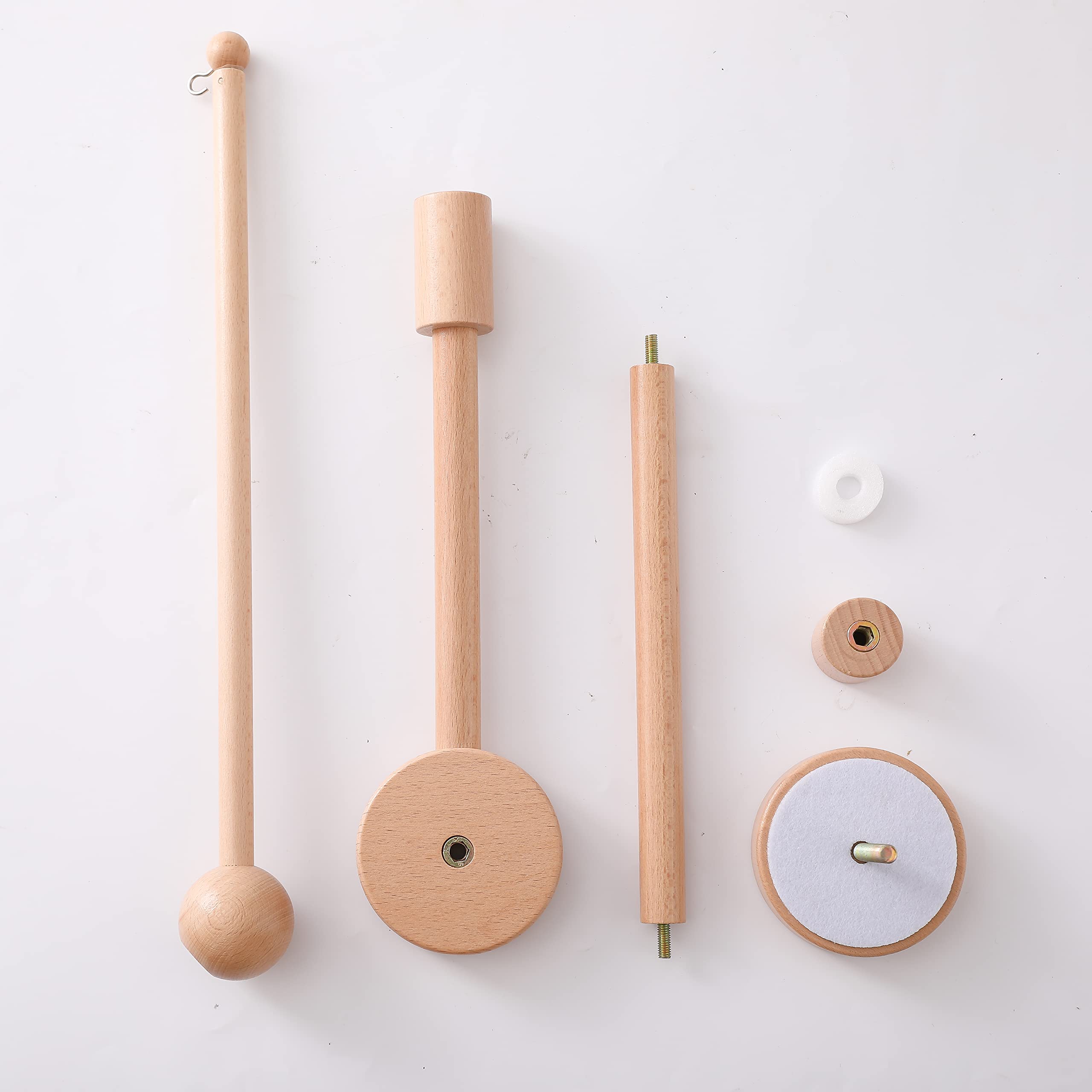 JETM·HH spacer-protects crib rails to reduce scratches.