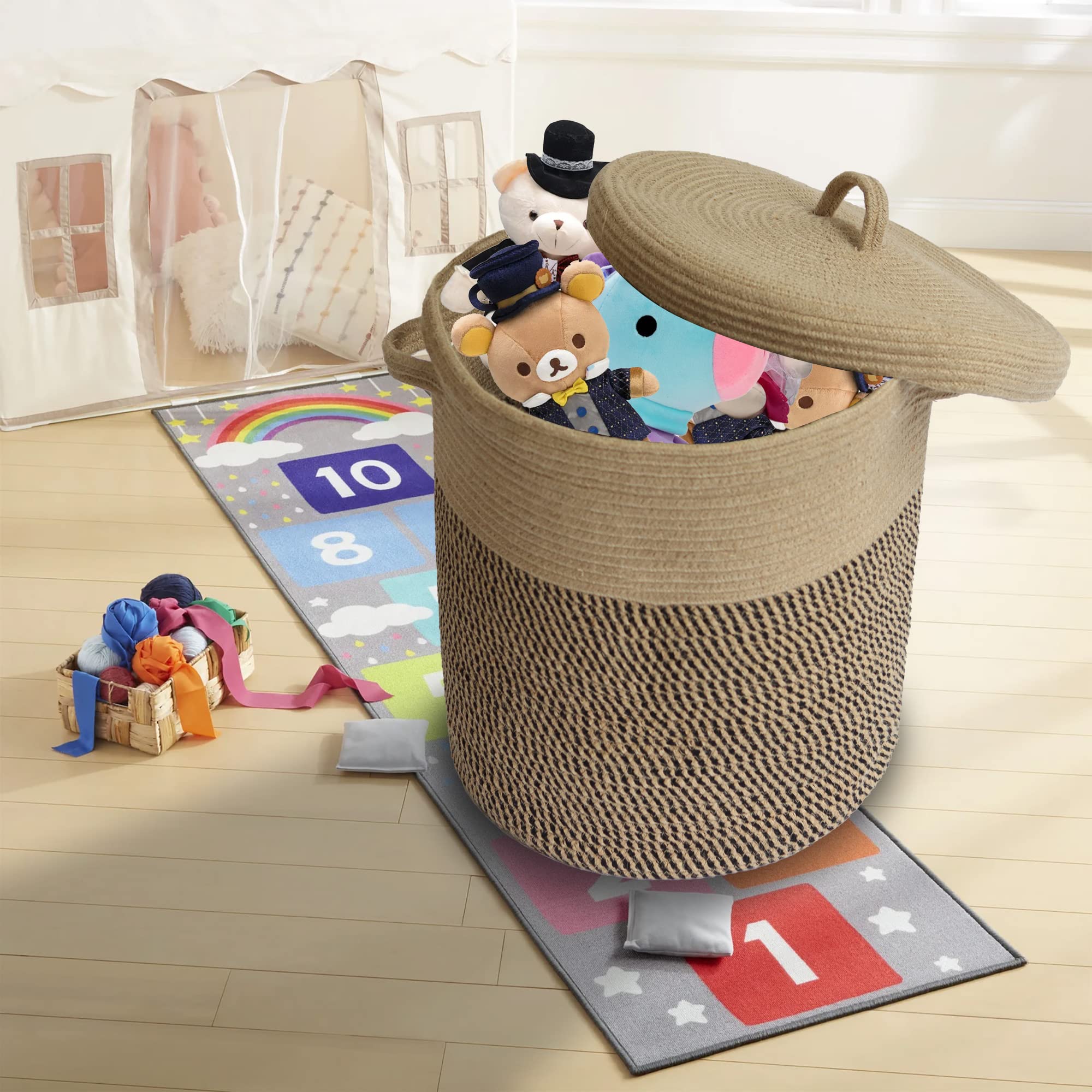 JIABOLANG 60L laundry hamper with handle for easy transport.