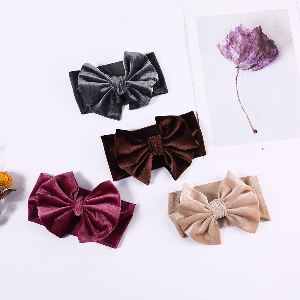 JIAHANG beige velvet headband adds a subtle touch to outfits