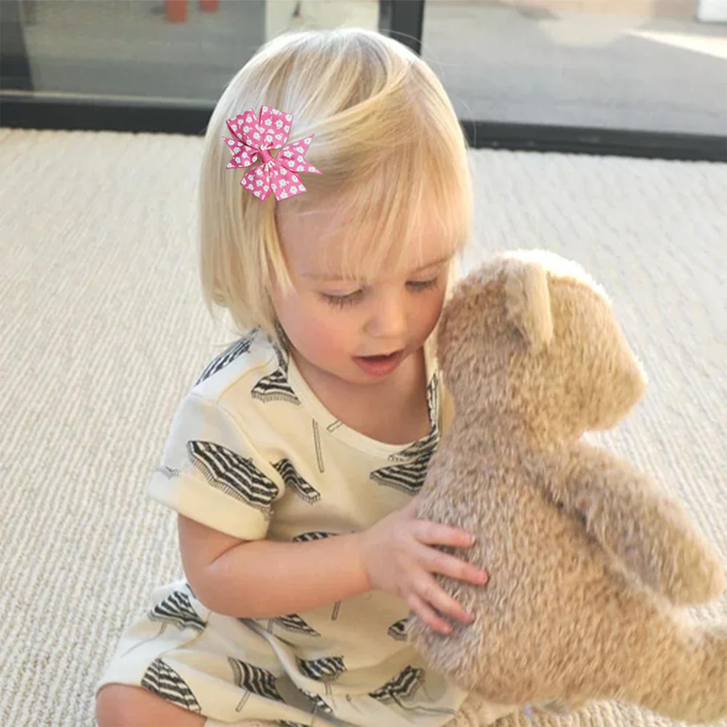 JIAHANG skin-friendly bows show soft texture ideal for delicate baby skin