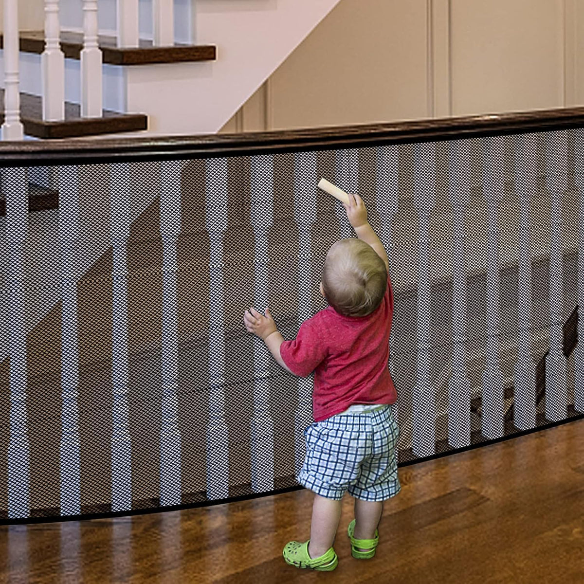 JIFTOK Stairway Net closeup demonstrates tear-resistant mesh for reliable stair safety.