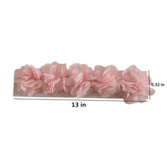 Jilukibo lace headband demonstrates gentle stretch for secure, comfortable wear.