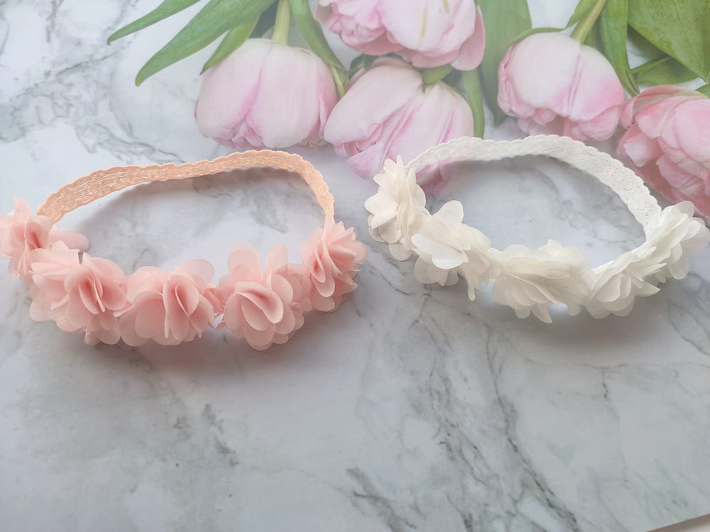 Jilukibo soft-material headband designed for comfortable, growing babies.