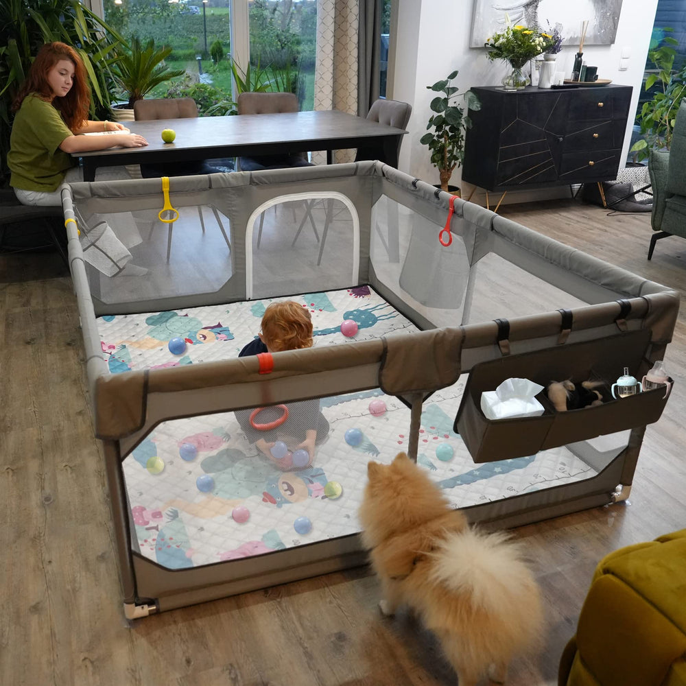 JINXIA playpen with four handle rings for interactive, easy access play.