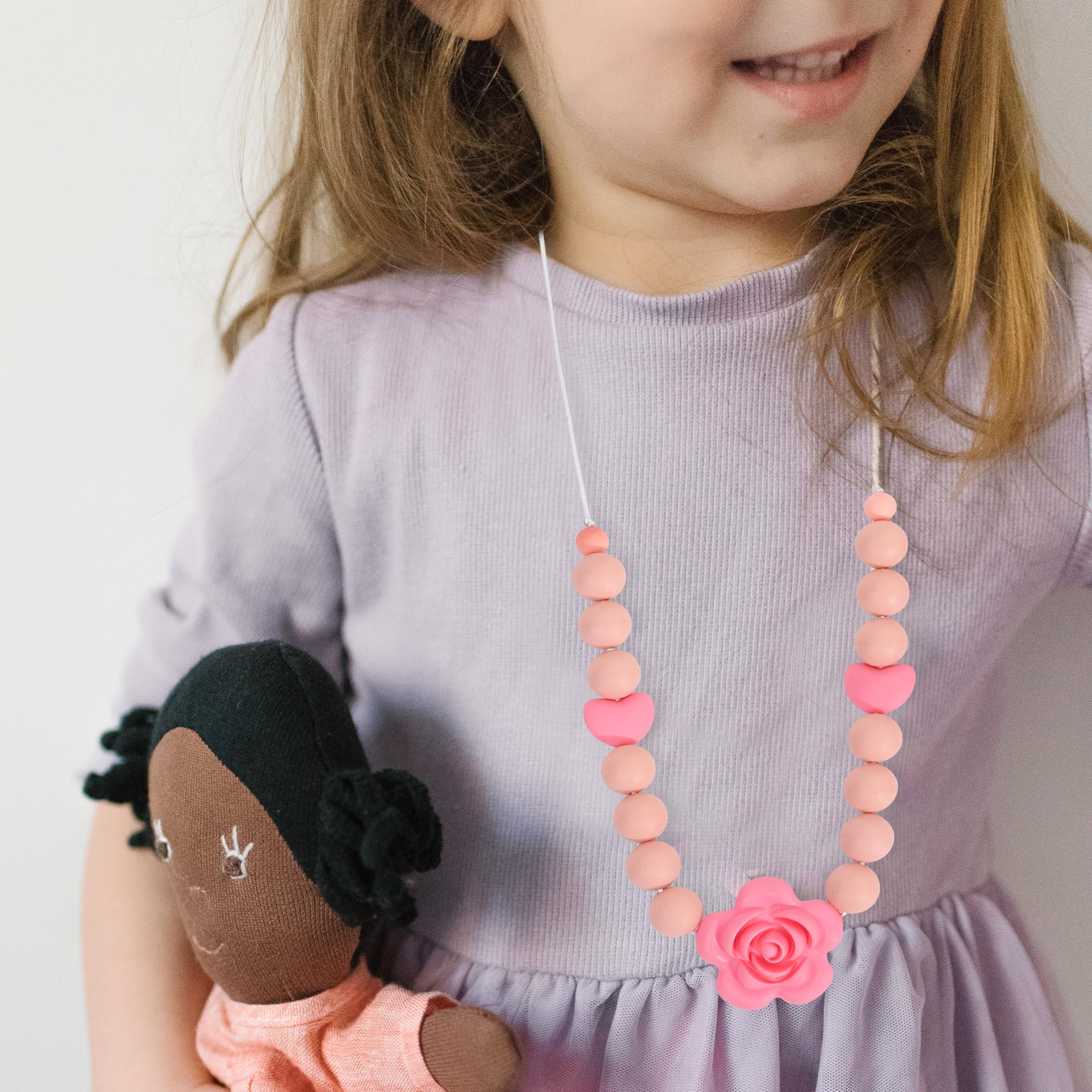 Jissoo easy-cleaning silicone necklace stays ready