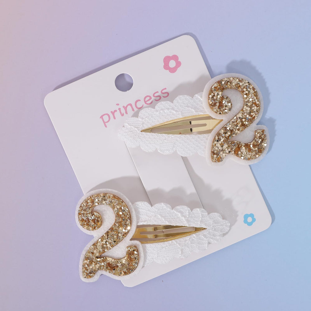 Jissoo photo-prop hair clip number-2 captures precious moments with sparkle