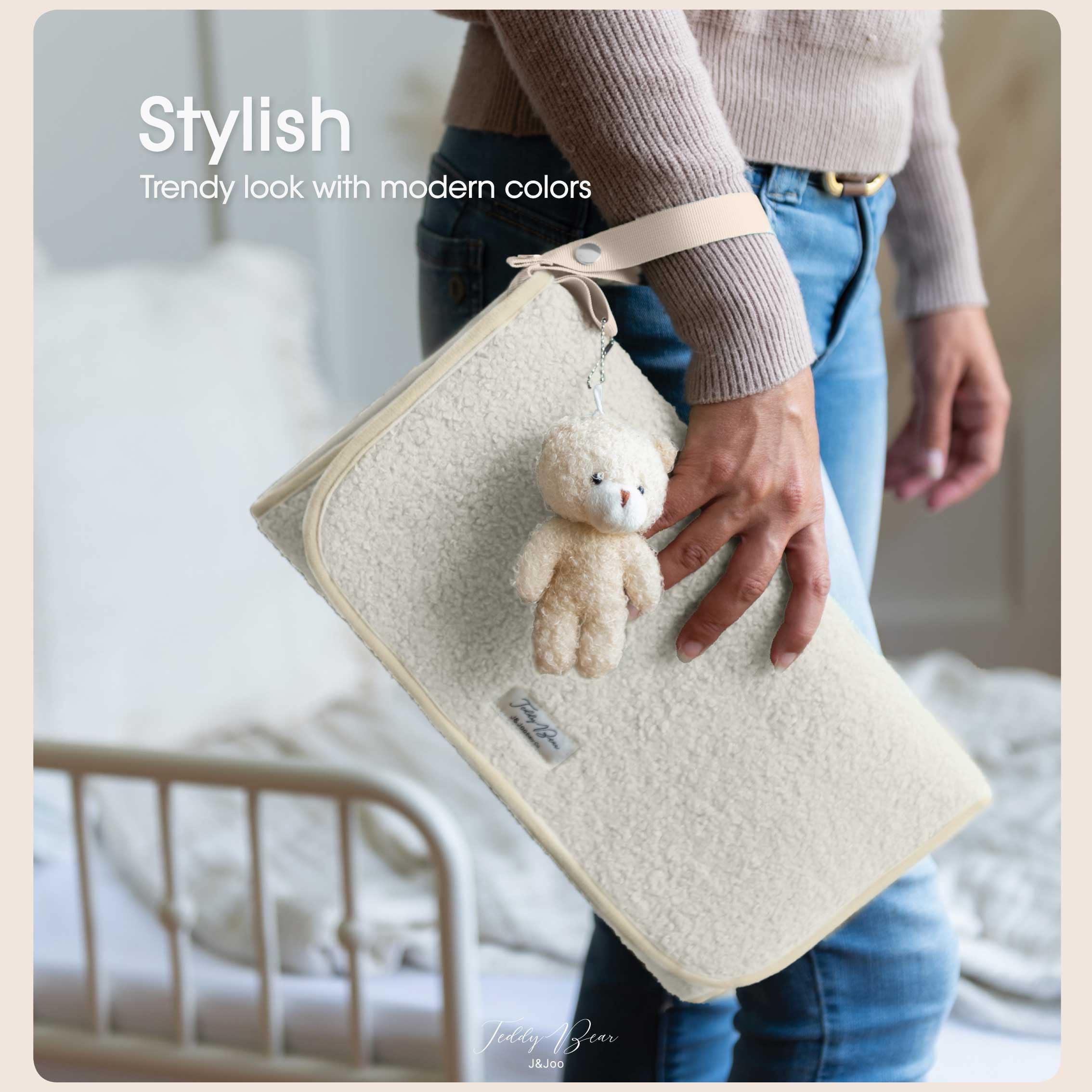 JJOO one-handed access with hook-and-loop fastener for fast diaper changes.
