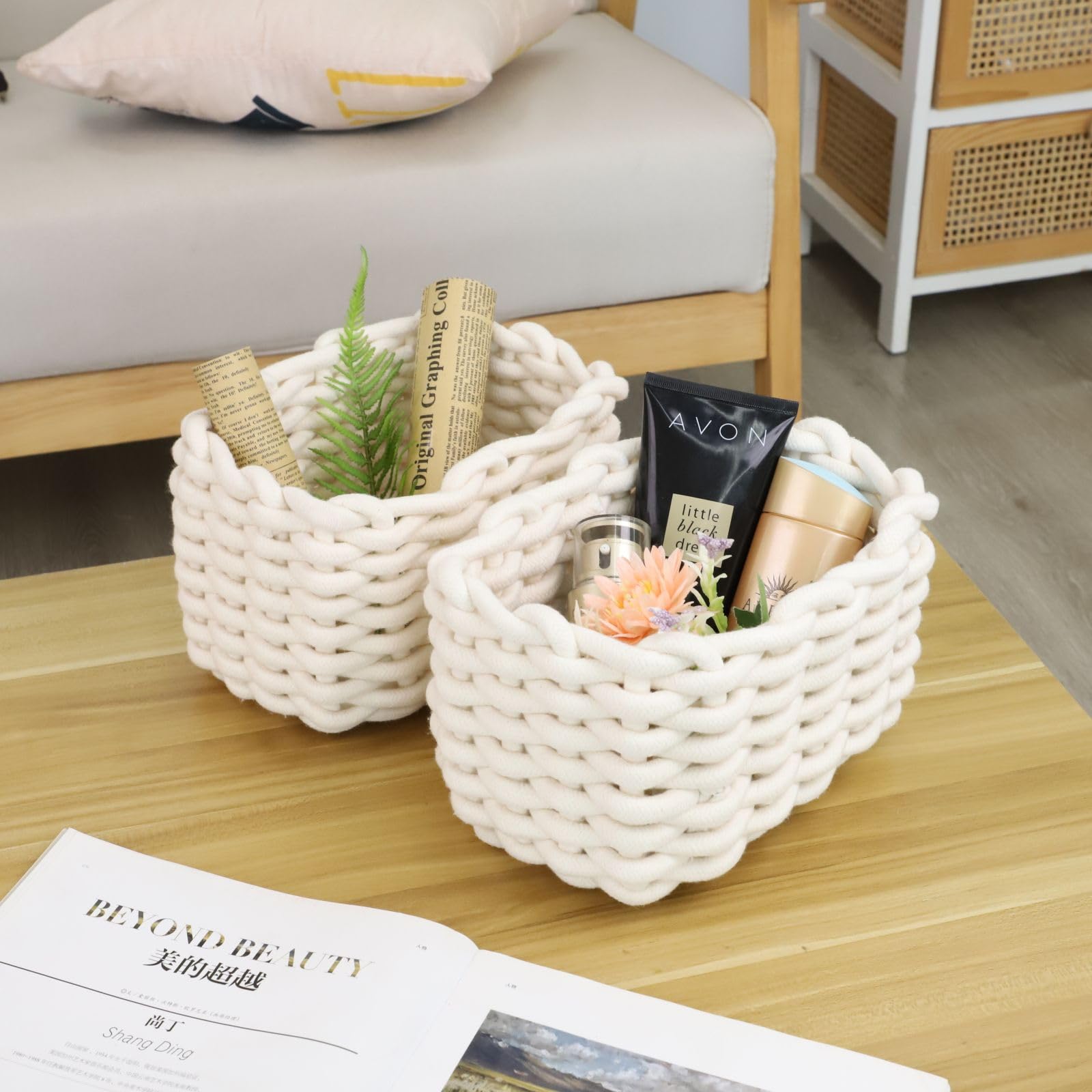 JJSQYLAN white basket on shelf demonstrates sturdy, moisture-resistant storage