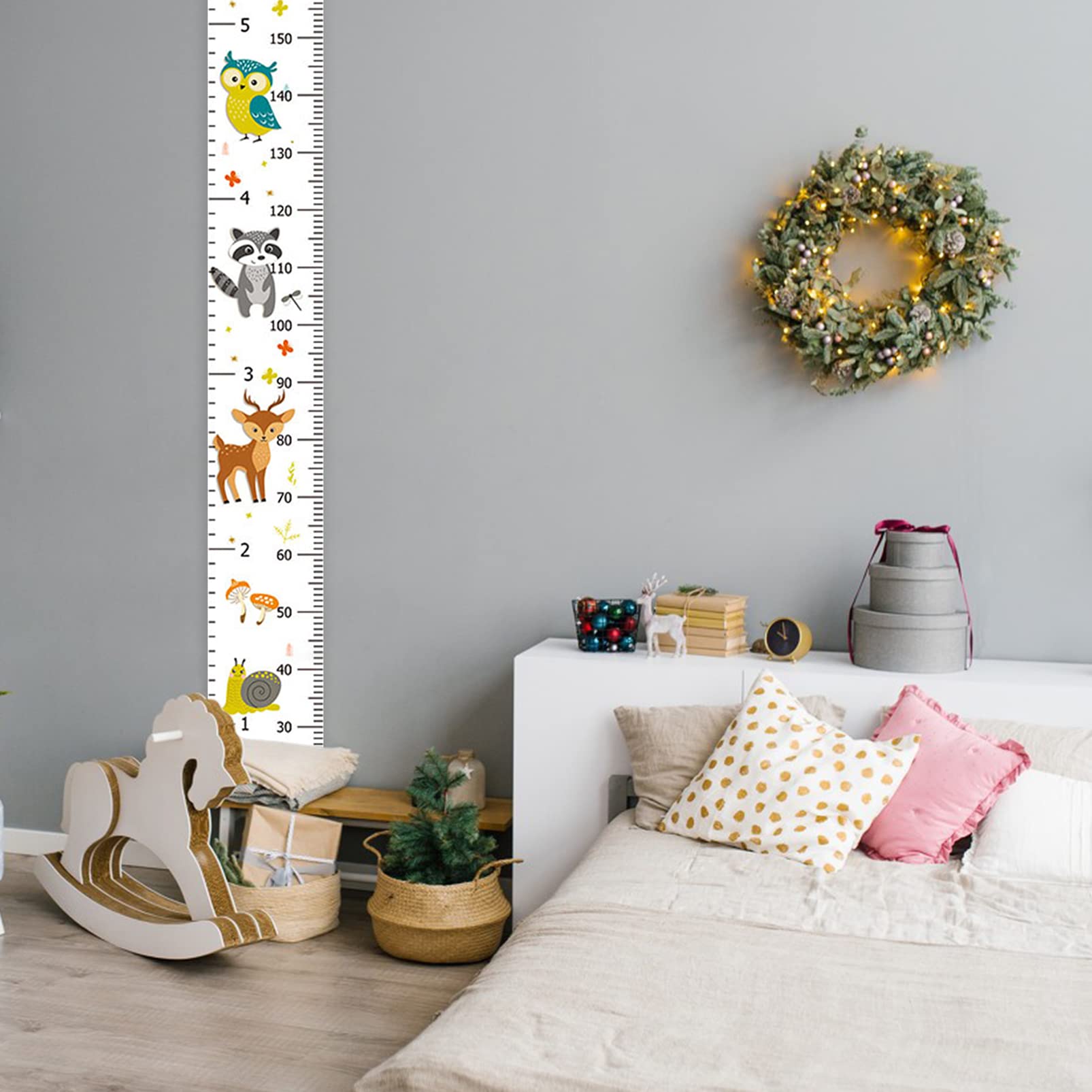 JLNGTHONG height chart deer motif creates cozy nursery decor with measurements.
