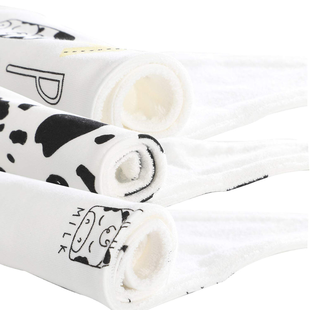 JN&LULU cotton bibs shown emphasizing soft edges and skin comfort.