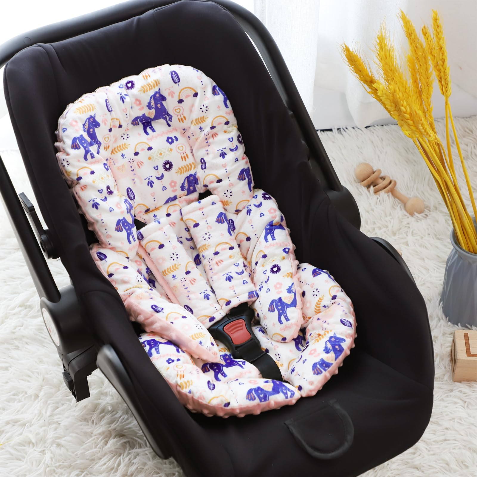 Jundedye fits stroller and baby swing for versatile on-the-go comfort.