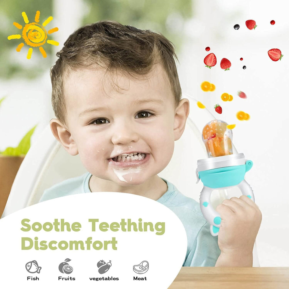 Jochebed fruit feeder silicone sacs blue close-up for safe puree feeding