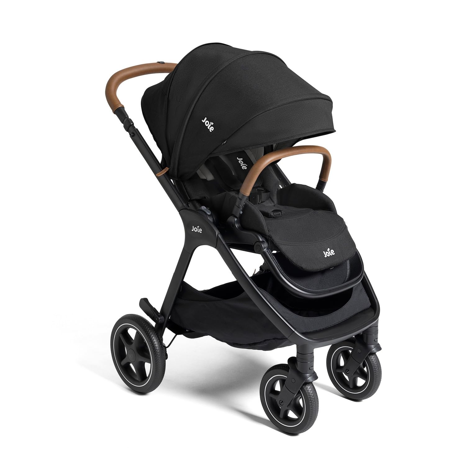 Joie Kava flex-in-seat-suspension highlights adaptive comfort during strolls.