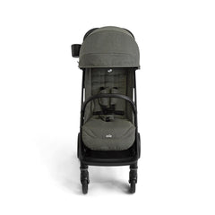 Joie Nutmeg one-hand-fold-action enables quick, clutter-free storage.