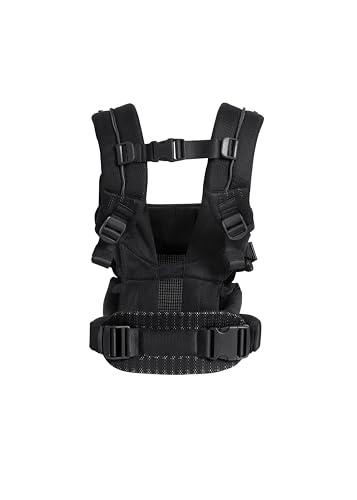Joie Savvy Air world-facing toddler carry invites exploration with close supervision.