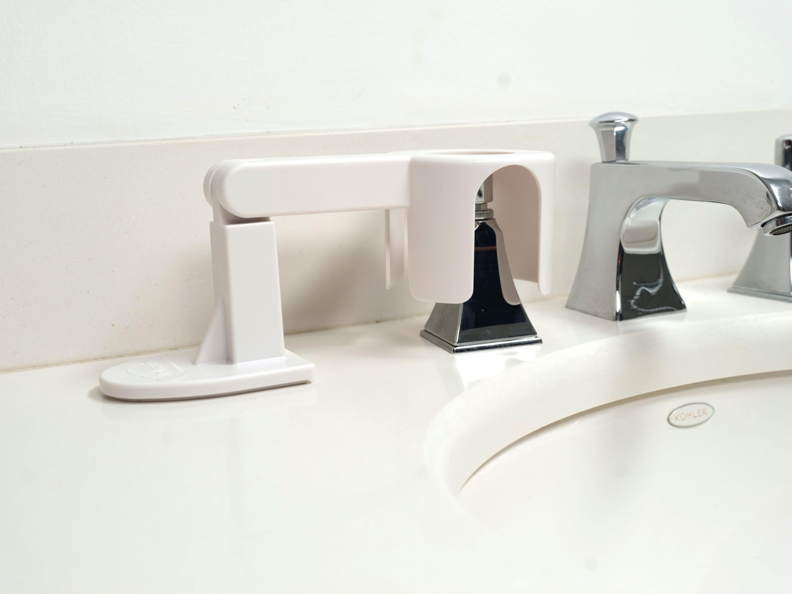 Discreet Jokari design blends with décor without drawing attention while offering practical safety.
