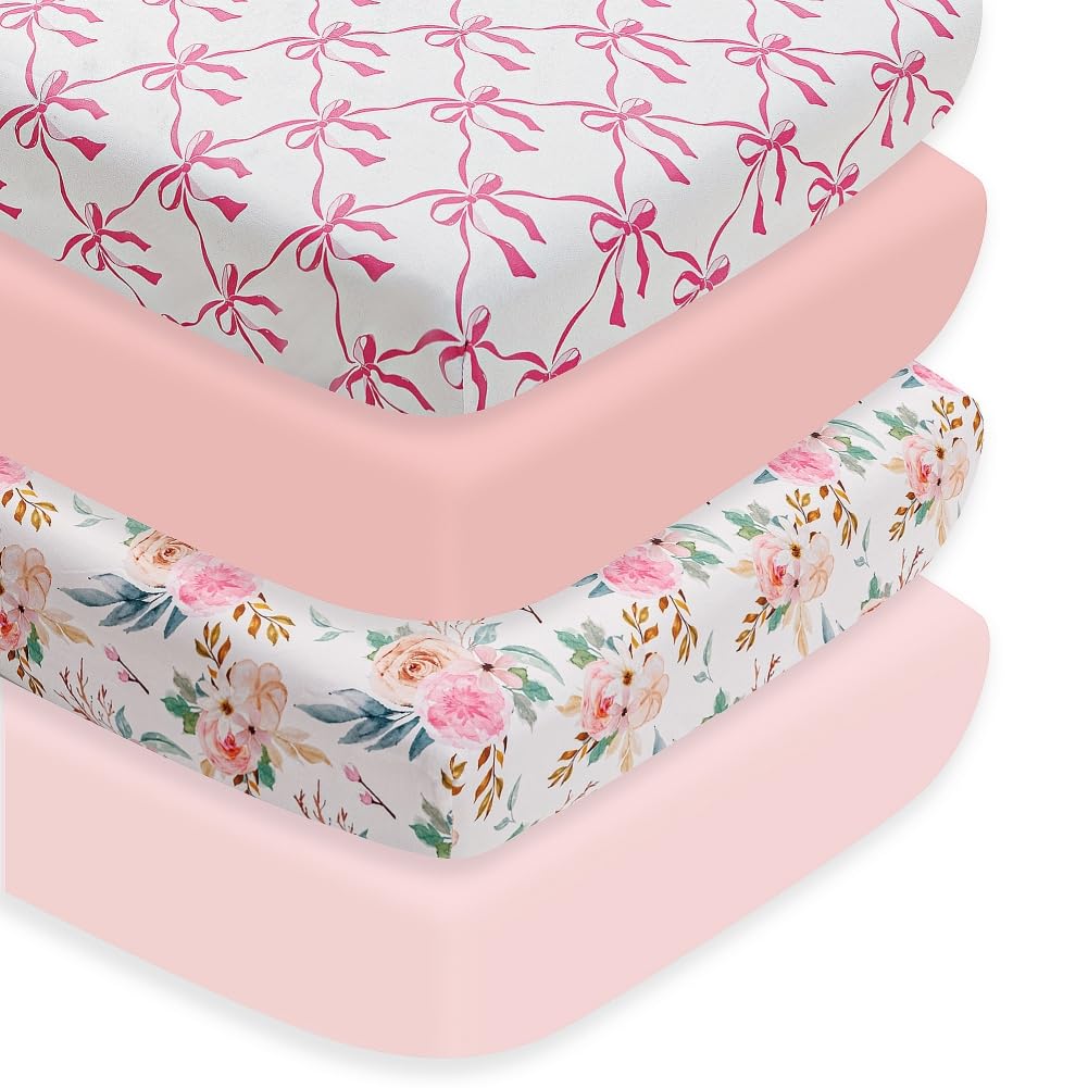 Jola's House bow crib sheets maintain color brightness after washing.