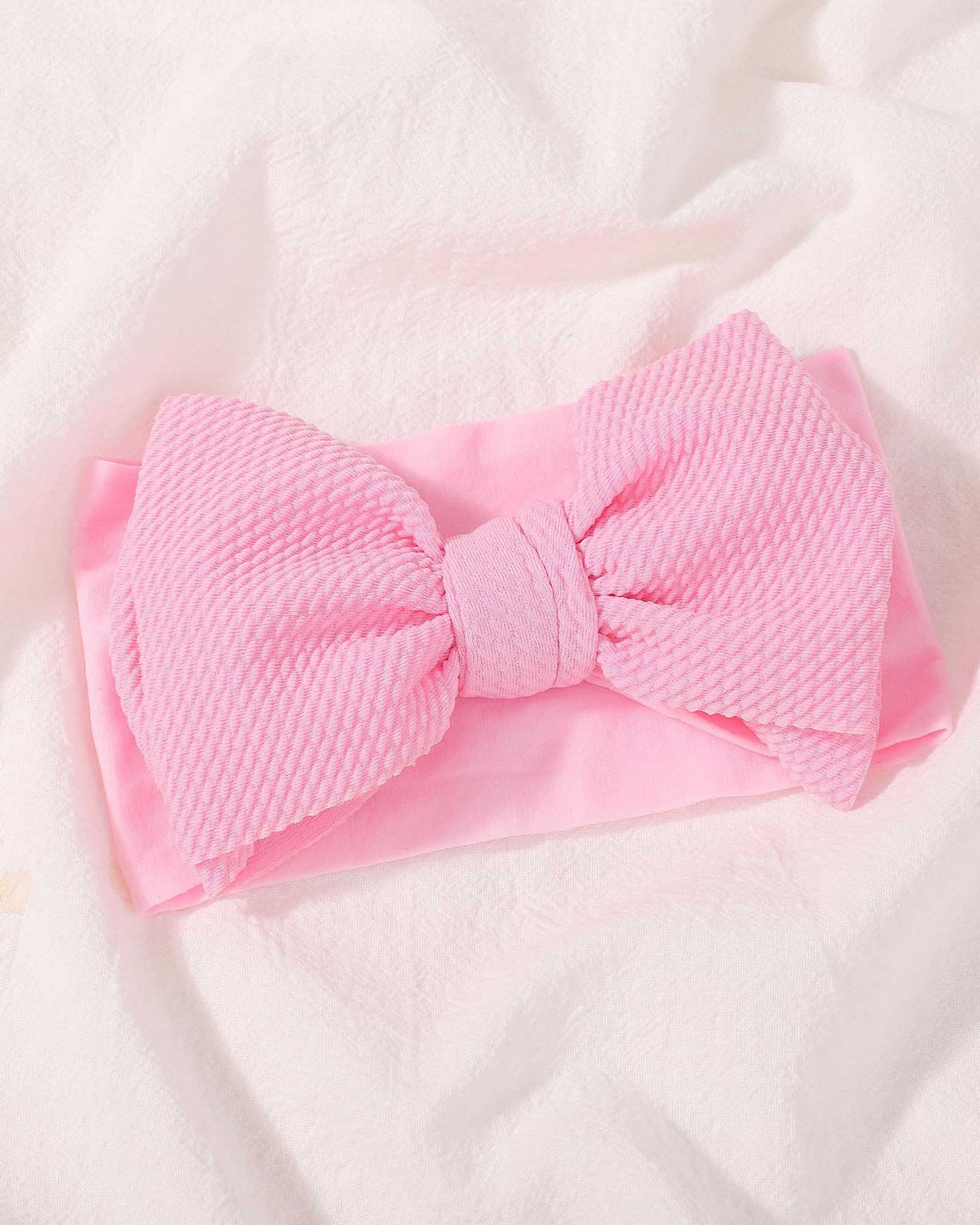 Jollybows adorable bow-design all-day wear for everyday outfits.
