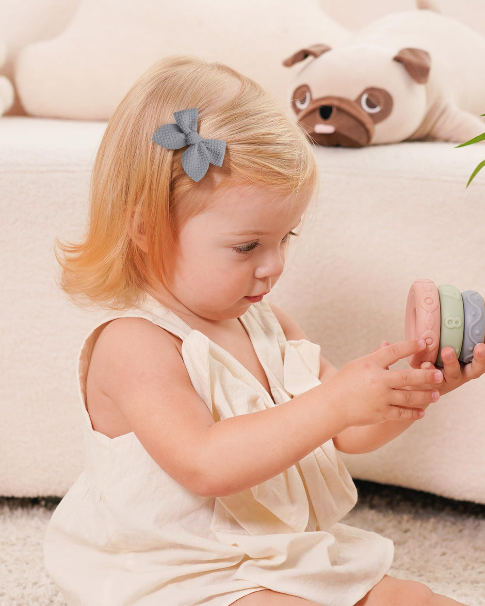 Jollybows alligator clip delivers durable grip while keeping fine hair comfortable.