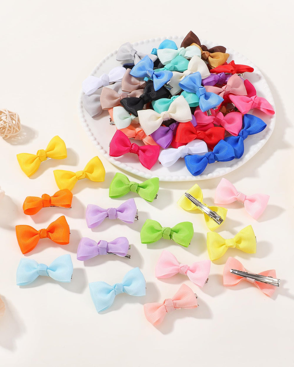Jollybows infants-toddlers-clip designed for delicate hair.