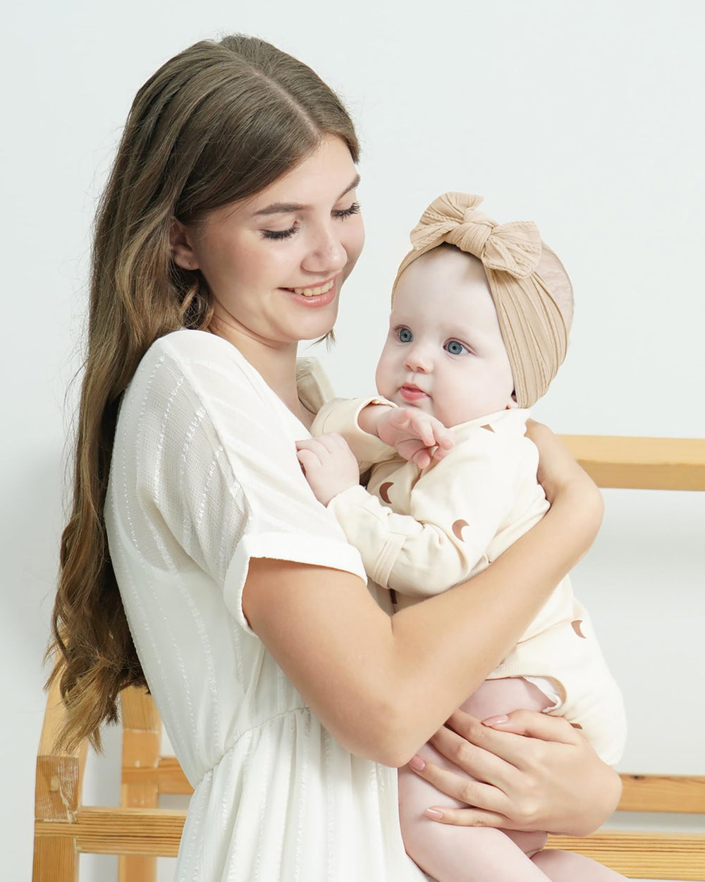Jollybows baby headband variety color set displays versatile outfits and occasions