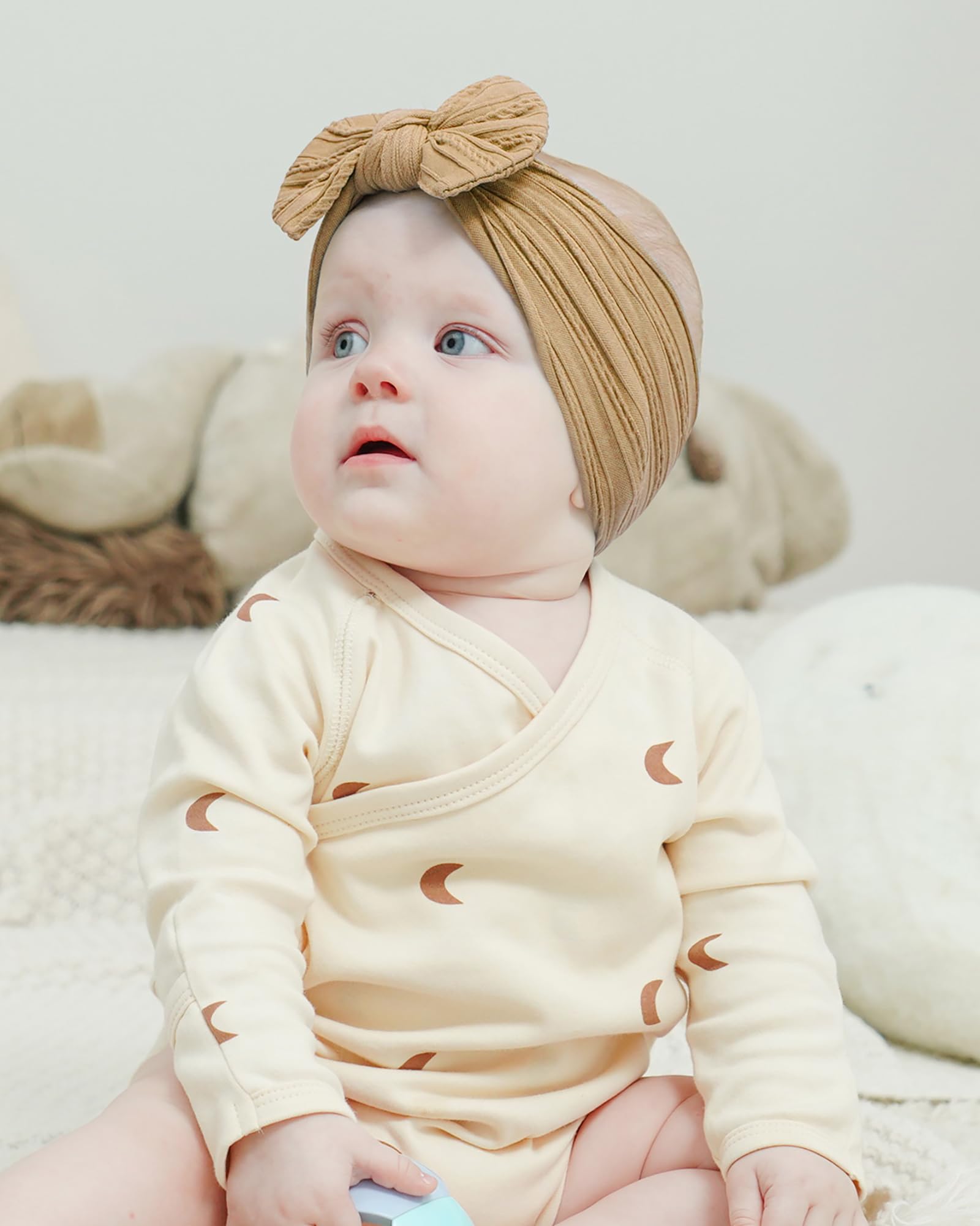 Jollybows baby headband for windy weather keeps ears warm and hair in place