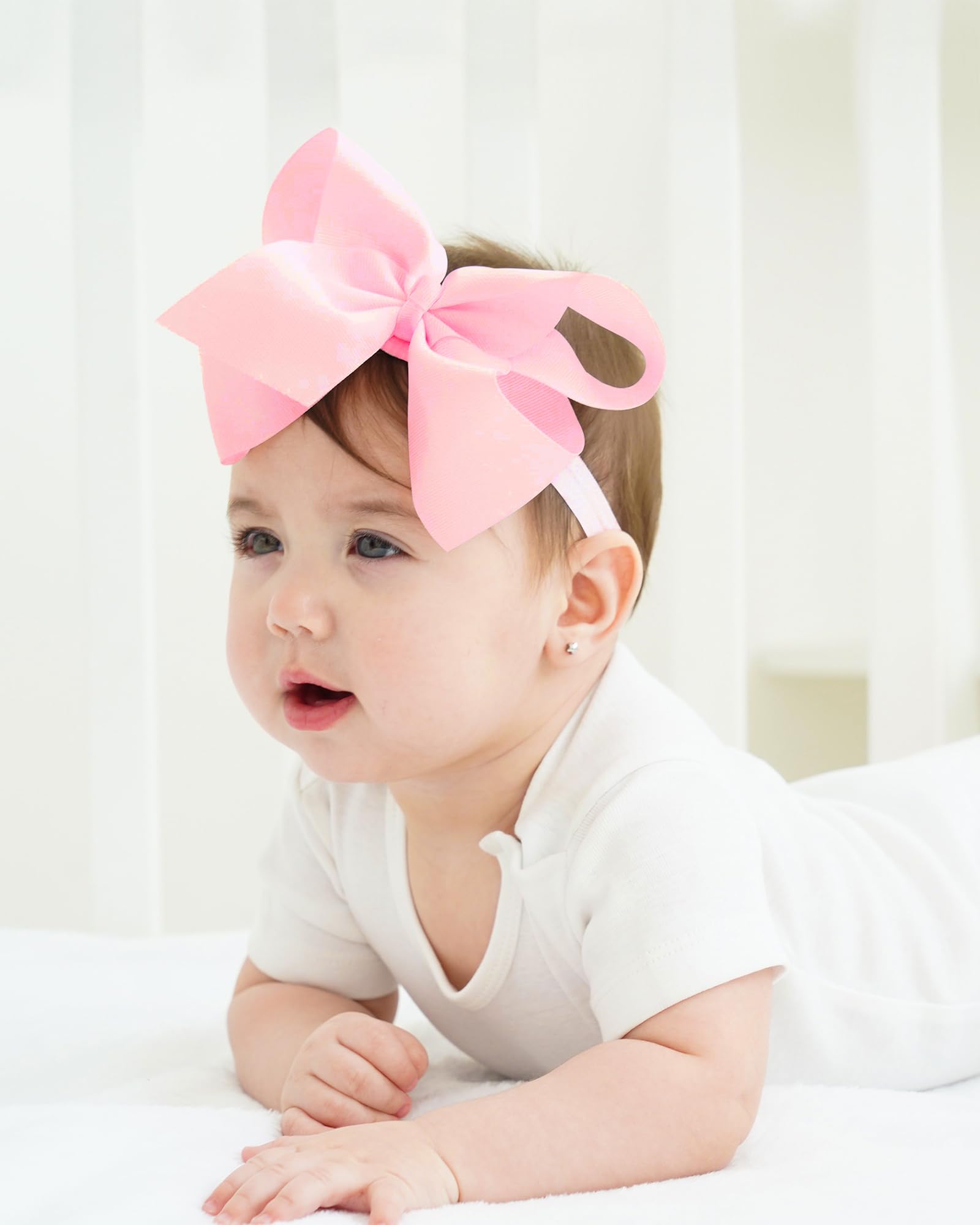 Jollybows gift-ready bows suit birthdays, baby showers, and festive photos