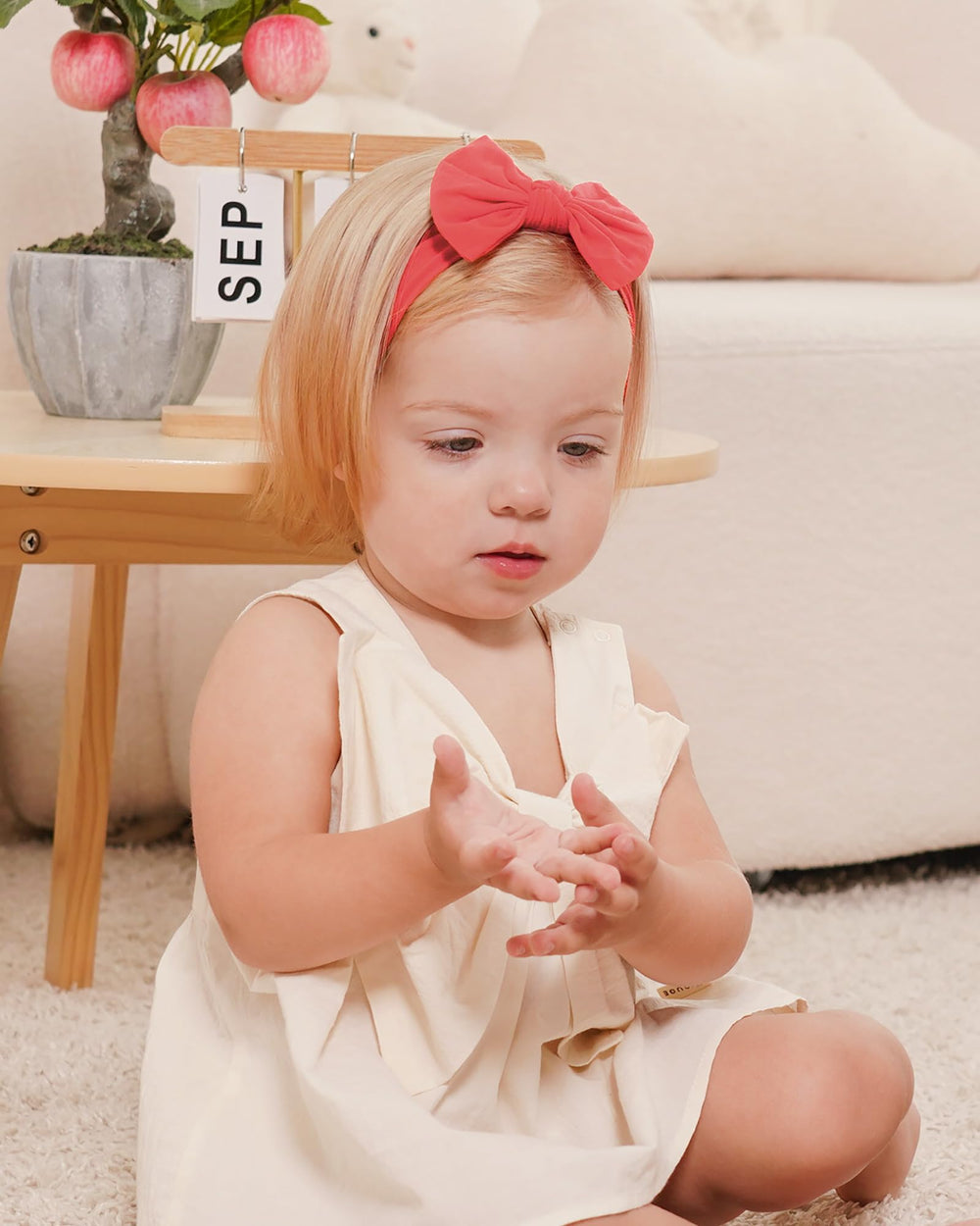 jollybows bow 3-5in headband attachment highlights attached bow and secure fit