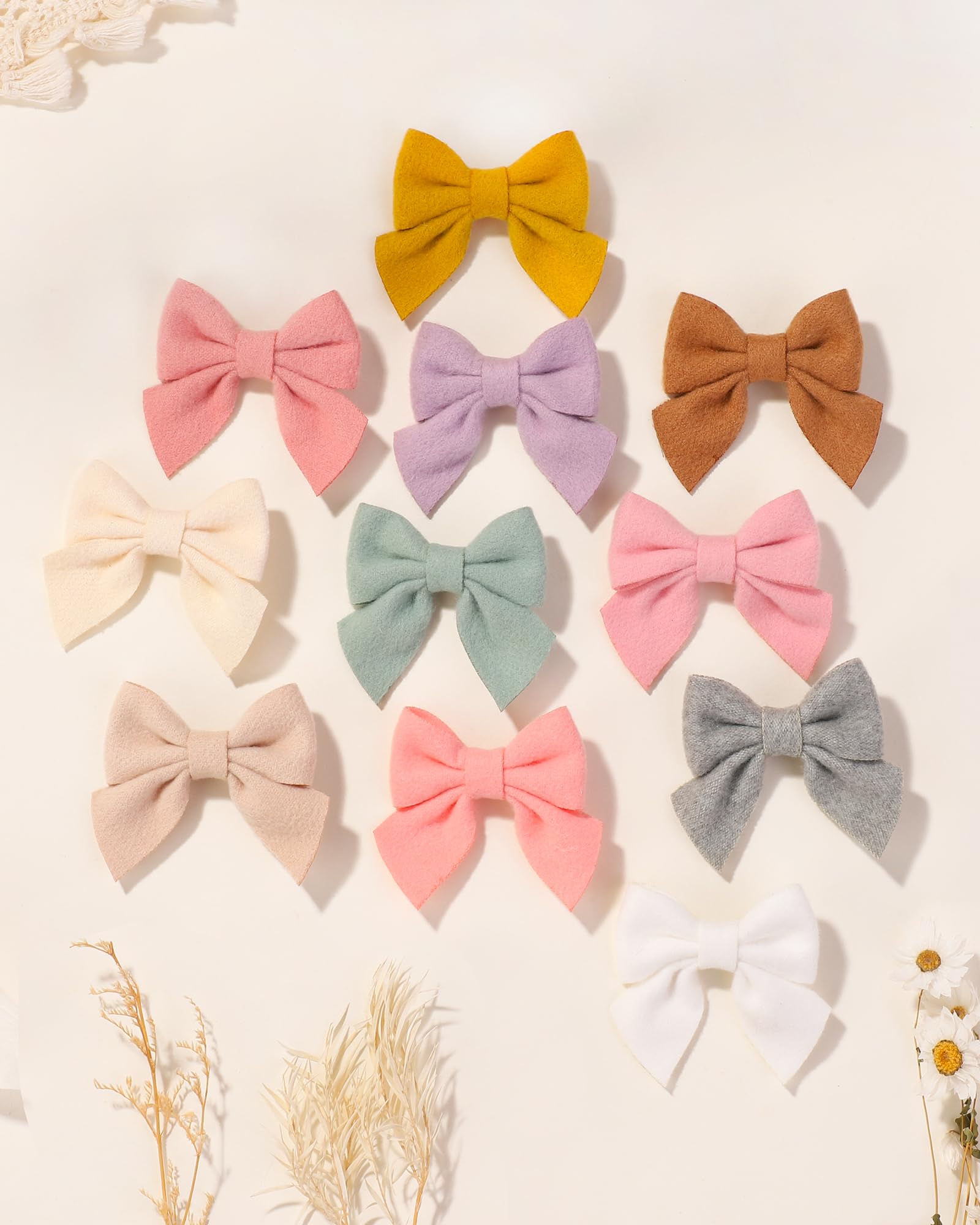 Jollybows braid-and-side clip usage shown for stylish hairstyles.