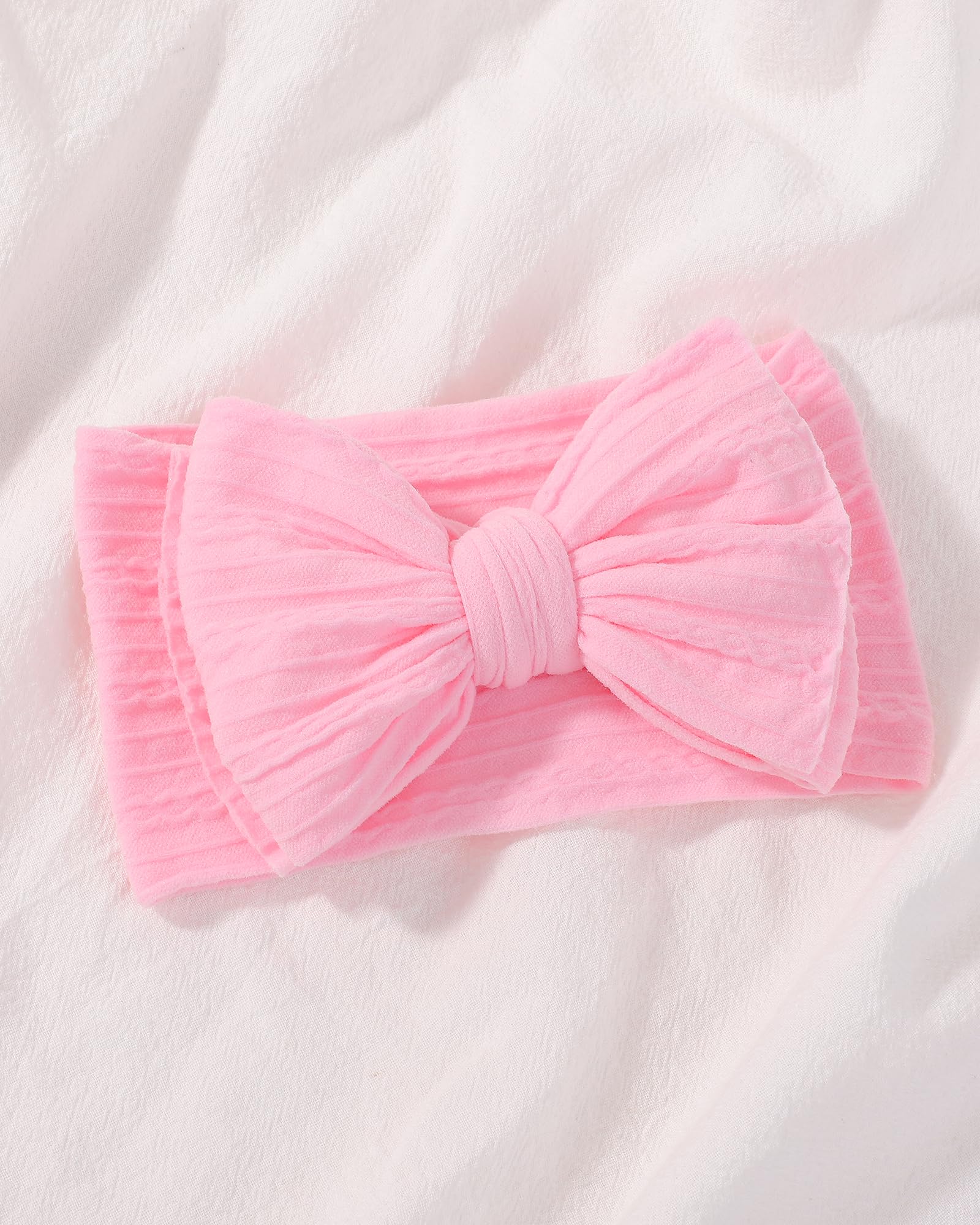 Jollybows daily-outfit accessory complements outfits and simplifies coordinated looks.