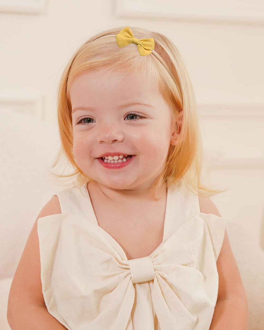 Jollybows easy-clean nylon headband; quick wipe and air-dry
