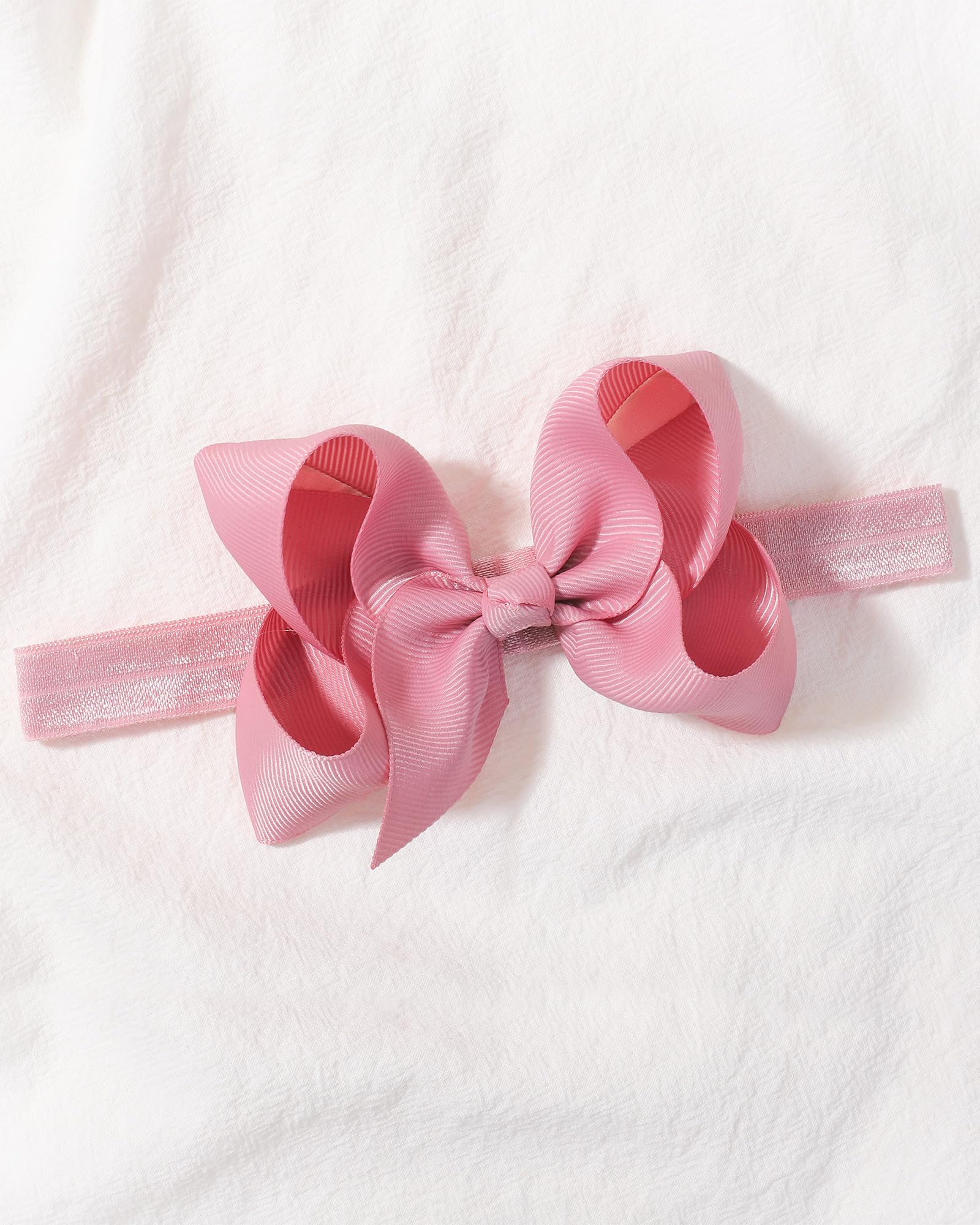 Jollybows headbands at a family outing pairing with outfits.