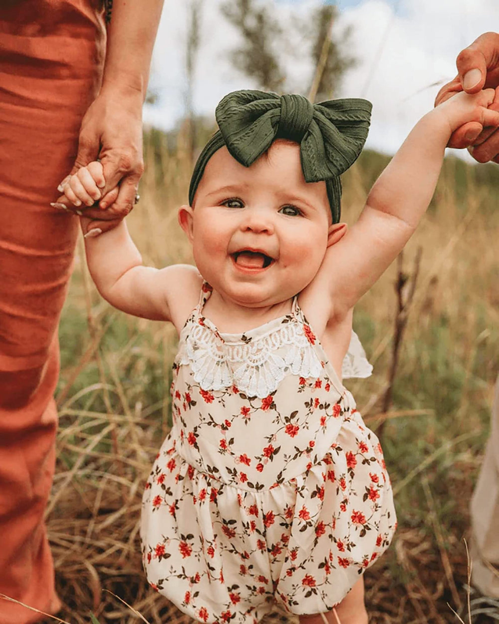 jollybows gift-packaged headbands make a thoughtful baby shower gift.