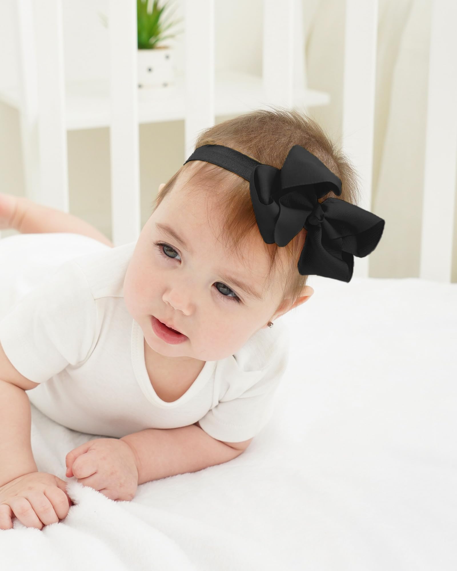 Jollybows gift-ready headbands ideal for birthdays, baby showers, and holidays.