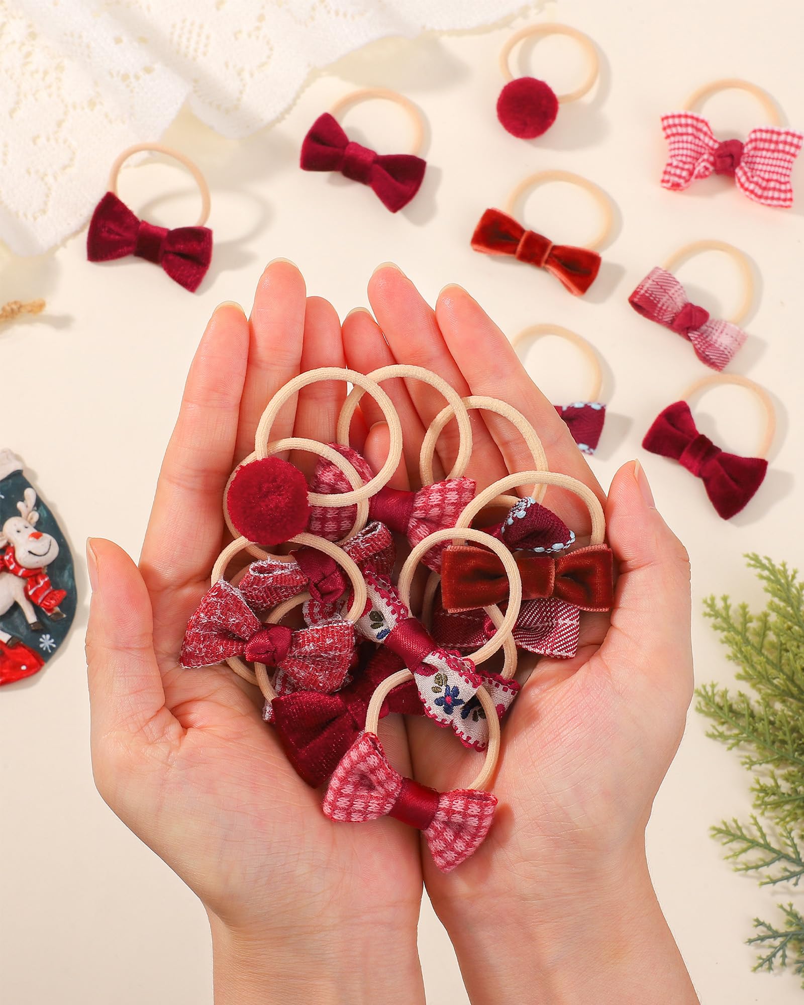 Jollybows gift ready pack highlights convenient holiday accessories for kids.