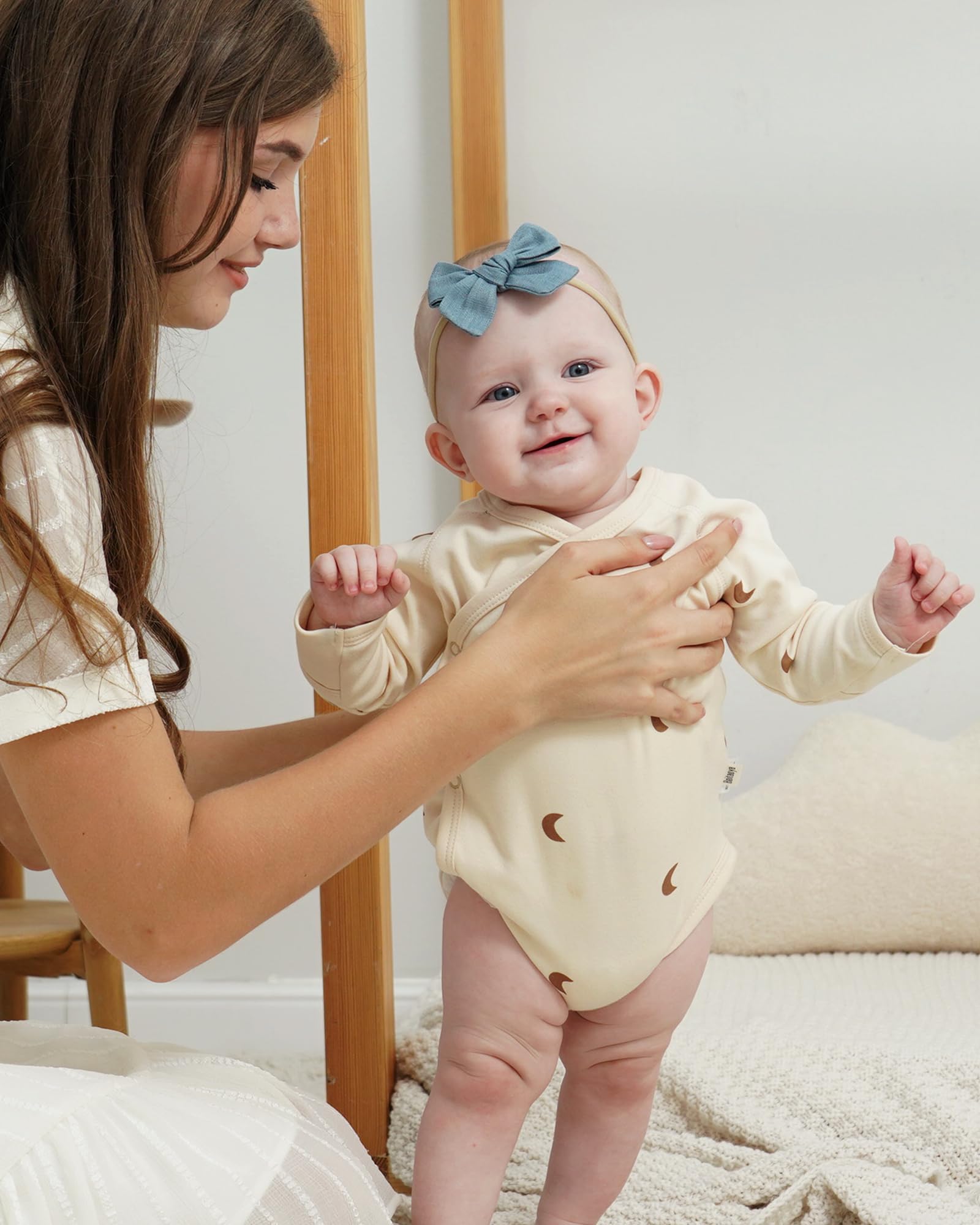 Jollybows handmade cotton and linen bows for gentle styling.