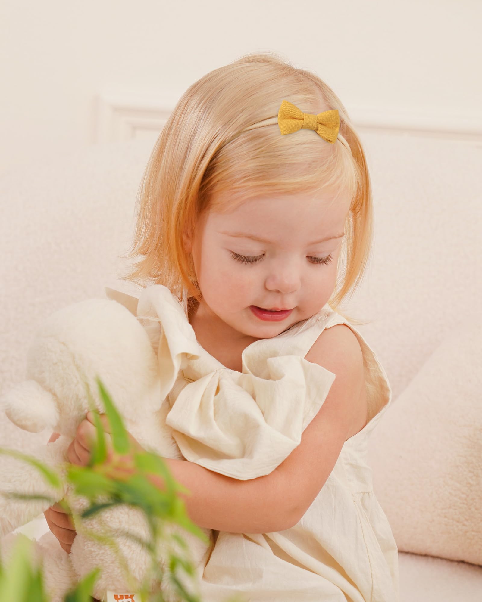 Jollybows headbands neutral colors pack demonstrates versatile outfits for everyday or photoshoots.