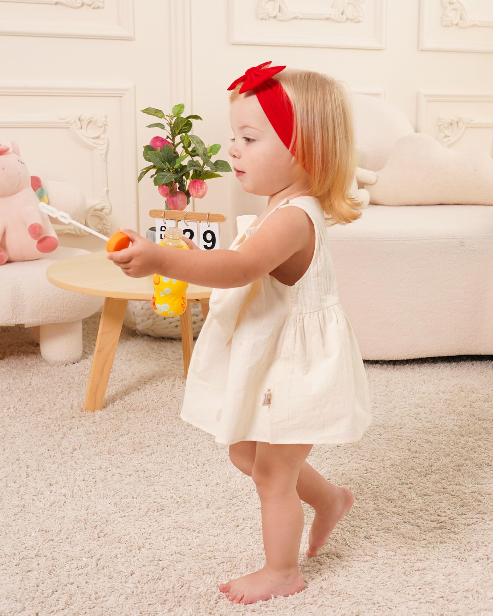 Jollybows non-slip headband provides secure fit without slipping.