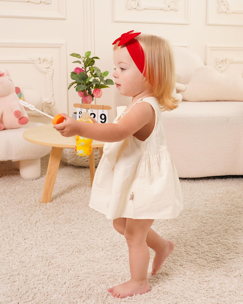 Jollybows non-slip headband provides secure fit without slipping.