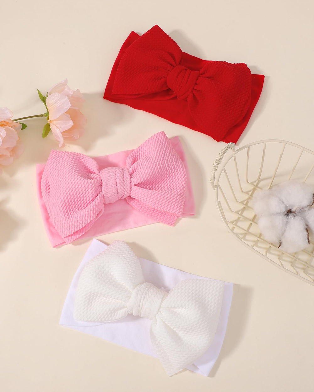 Jollybows non-slip headband prevents sliding during active play.