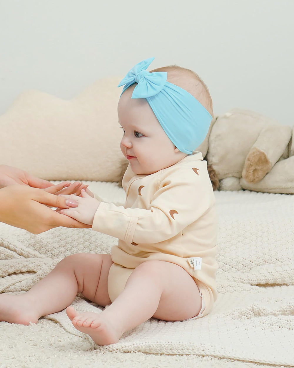 jollybows photography-friendly headbands ideal for portraits and family snaps