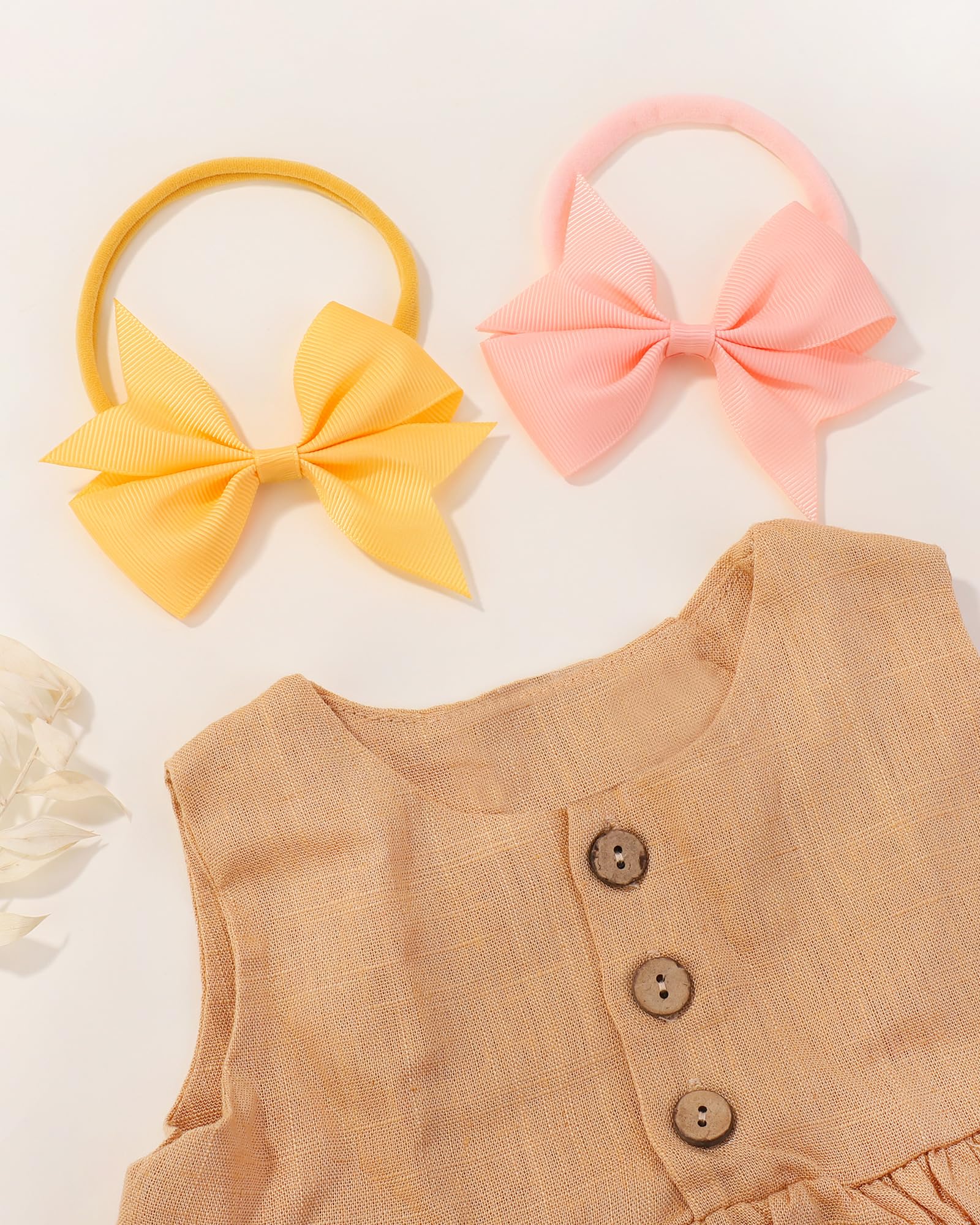 Jollybows soft comfy headbands demonstrate flexible, comfortable wear
