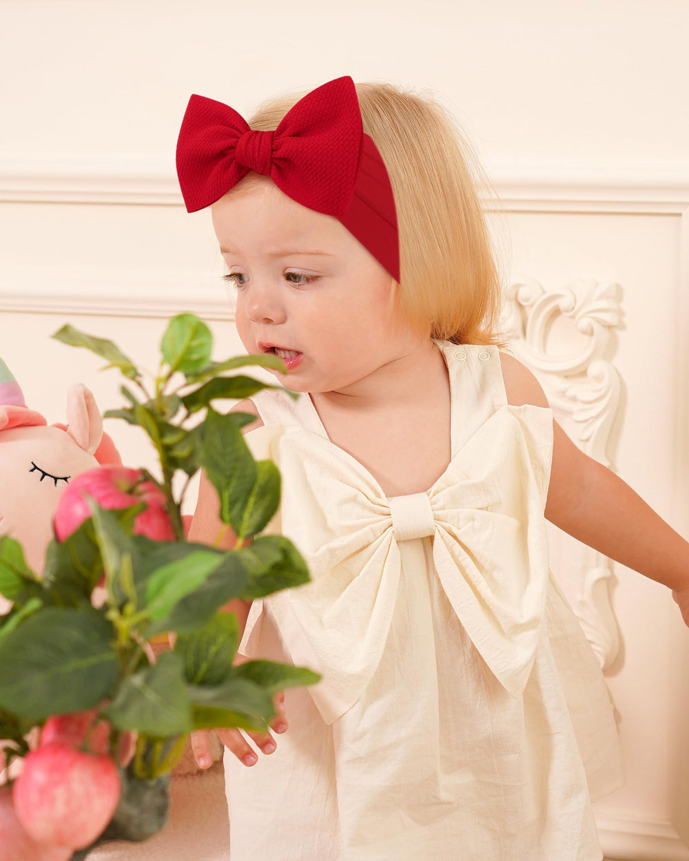 Jollybows soft-nylon headbands deliver lightweight, stretchable comfort.