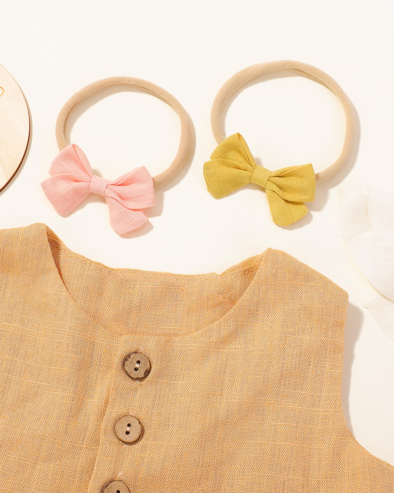Jollybows stay-in-place nylon headband; reliable grip during play