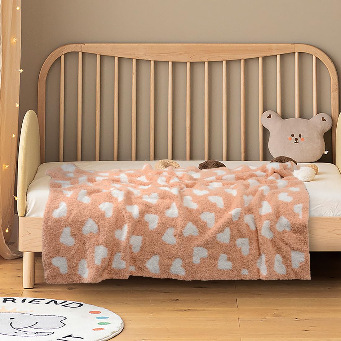 JOOJA easy-care baby blanket machine-washable and fluffy after washing.