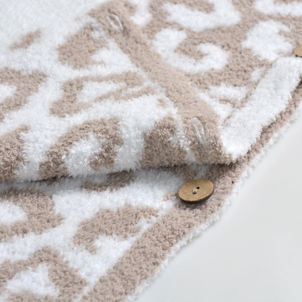 JOOJA beige unisex swaddle gift-ready for new parents
